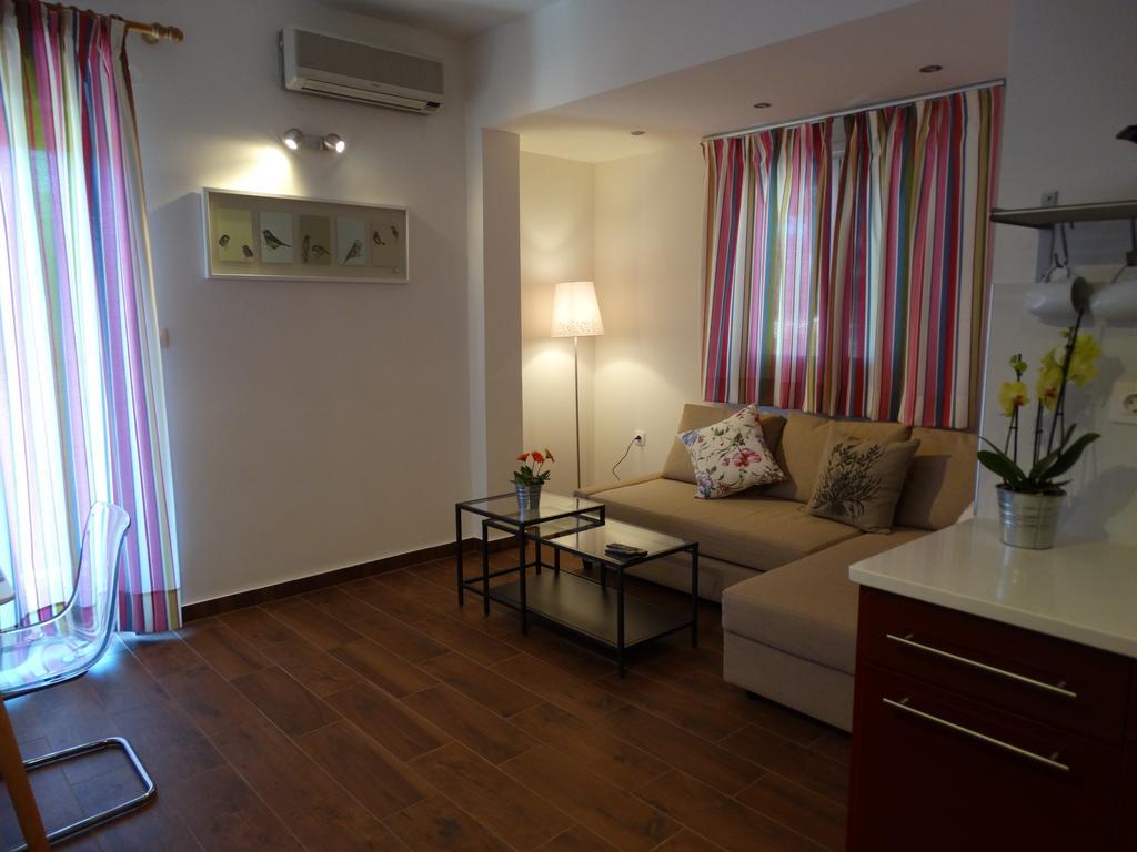 Dassia Beach Pension Exterior photo